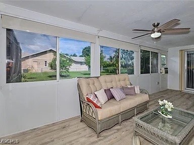 Building Photo - 4240 SE 3rd Ave