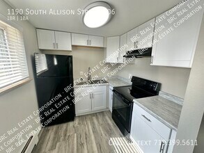 Building Photo - 1190 S Allison St