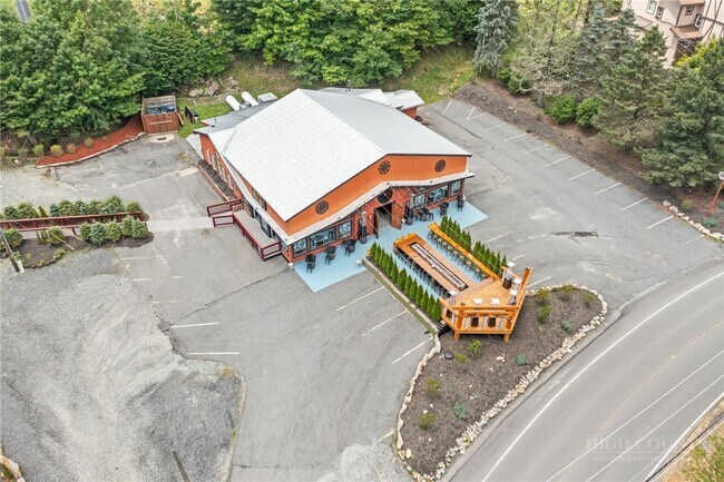Building Photo - 1003 Beech Mountain Pkwy