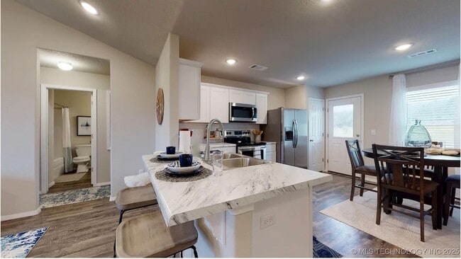 Building Photo - 16405 S 87th E Ave