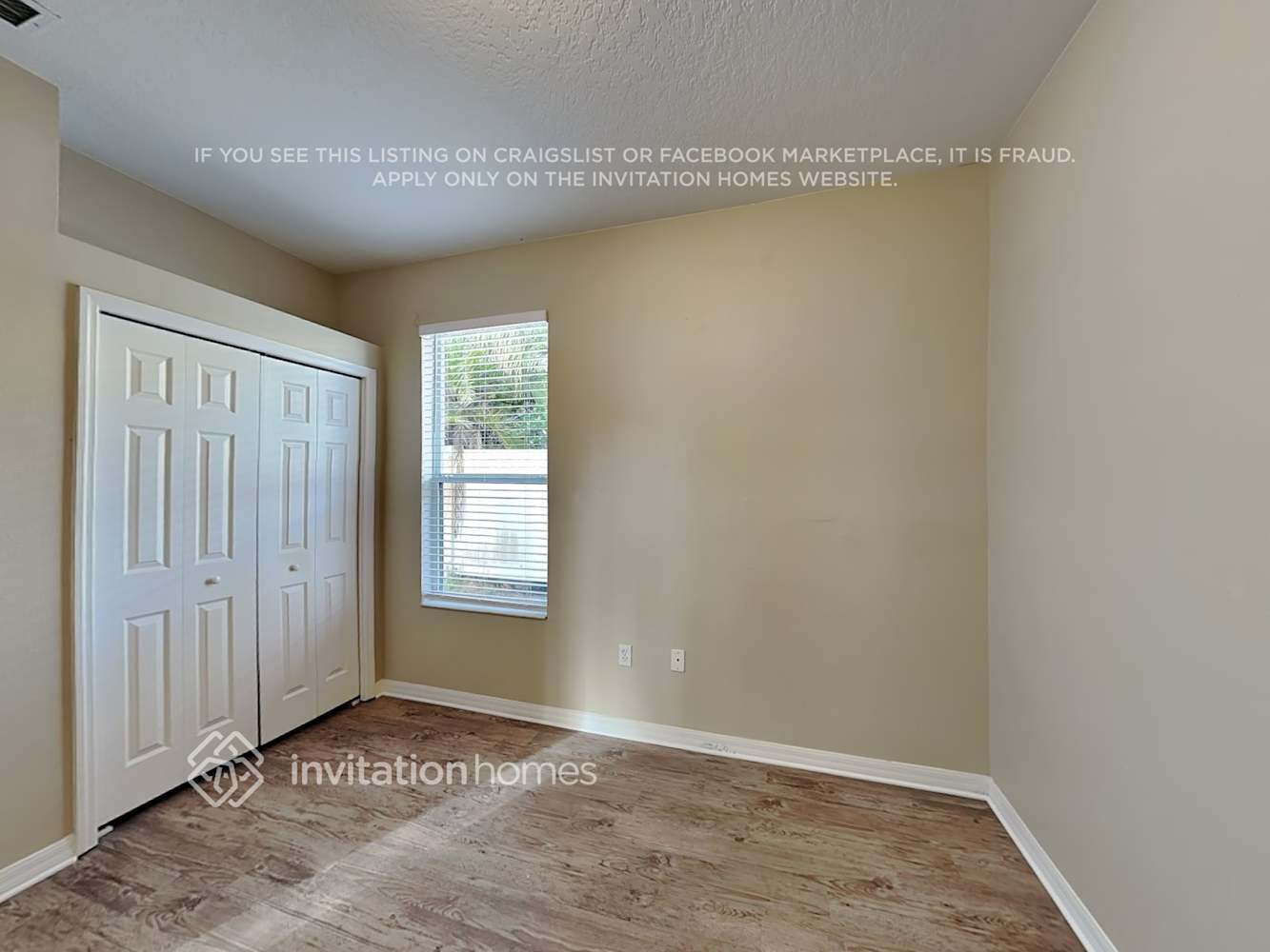 Building Photo - 12423 25th Ct E