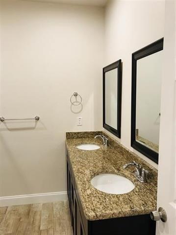 Building Photo - 2812 Bourland St