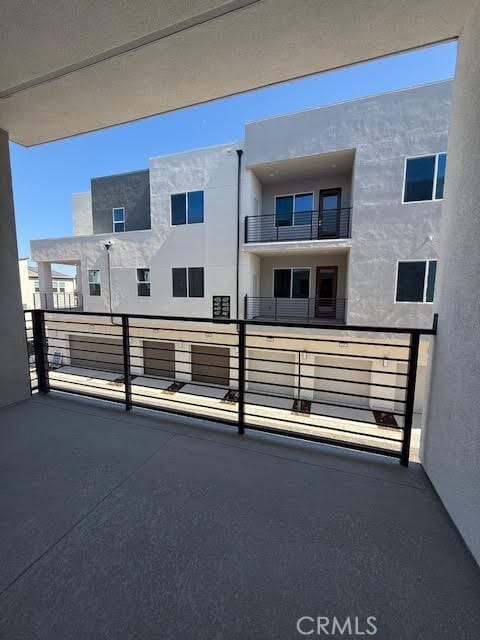 Building Photo - 425 Mulligan