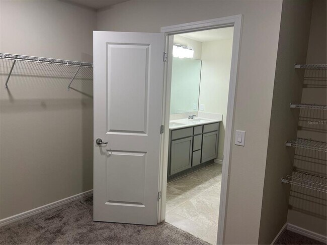 Building Photo - 2007 Alluring Ln