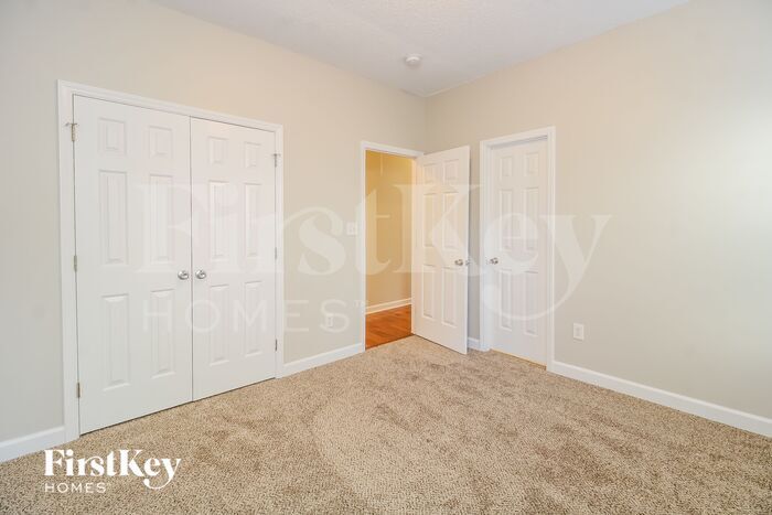 Building Photo - 4309 Southern Oak Dr