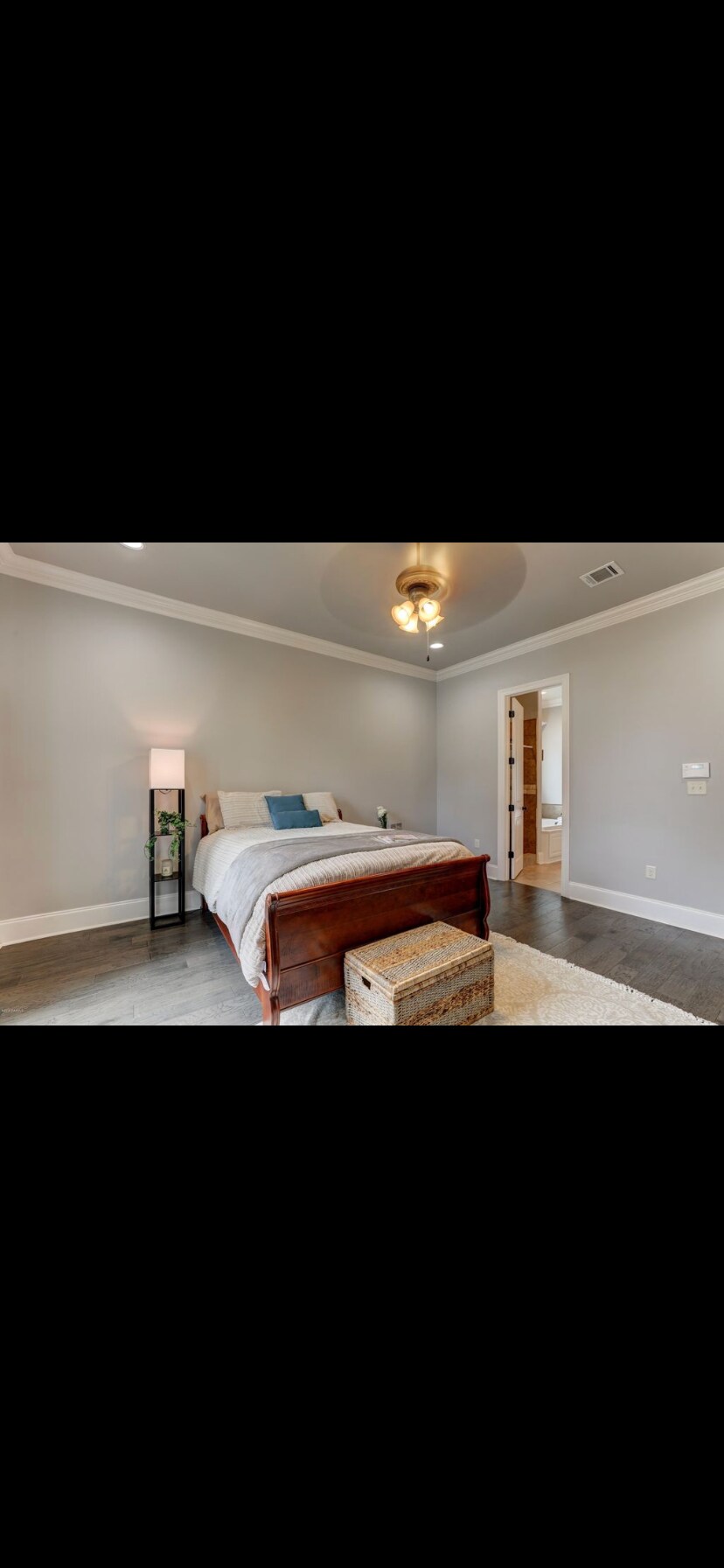 Building Photo - 505 N Montauban Dr