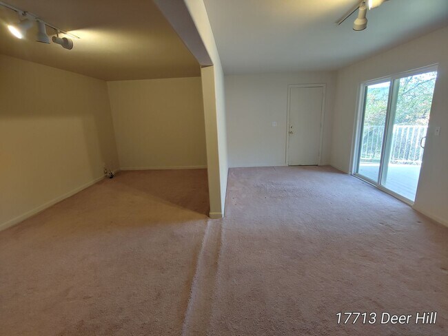 Building Photo - Hidden Valley Lake Rental- PGE included