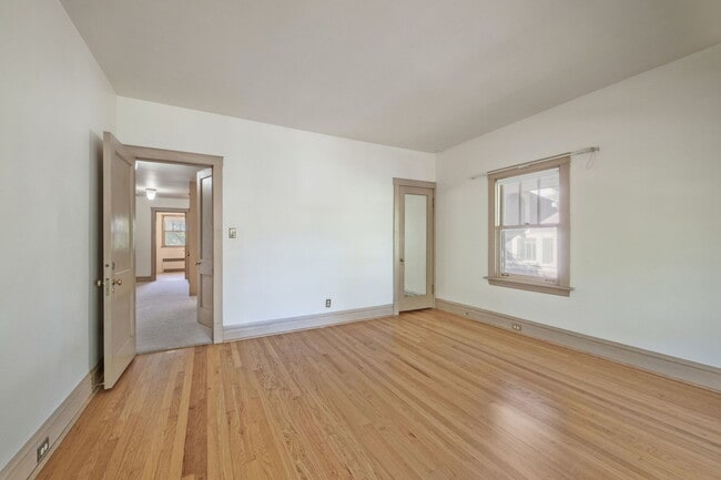 Building Photo - 1005 Ashland Ave