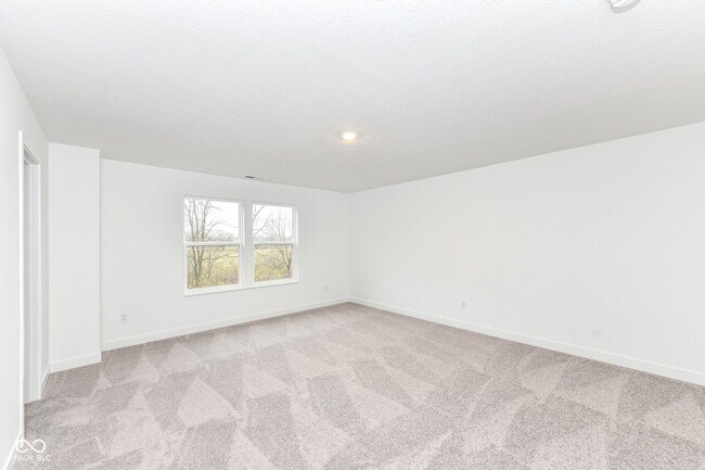 Building Photo - 16913 Sherwin Ct