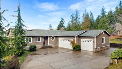Building Photo - 231 E Linda Vista Ct