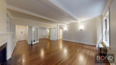 Building Photo - 111 E 80th St