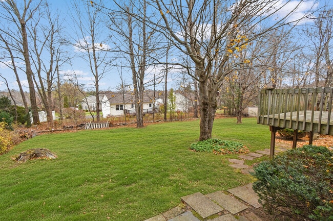 Building Photo - 60 Wildwood Rd