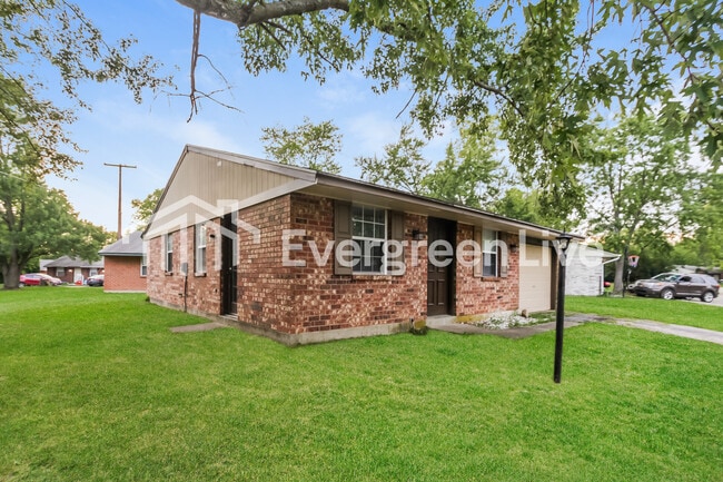 Building Photo - 7665 Pomeranian Dr