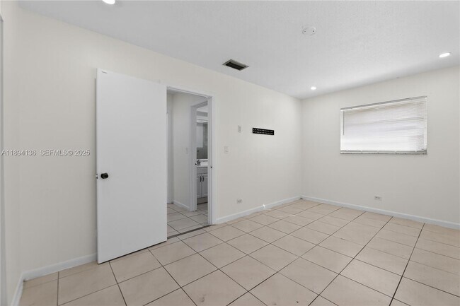 Building Photo - 7001 NW 15th St