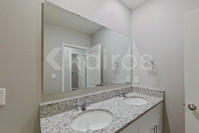 Building Photo - 31926 Katelin Cir