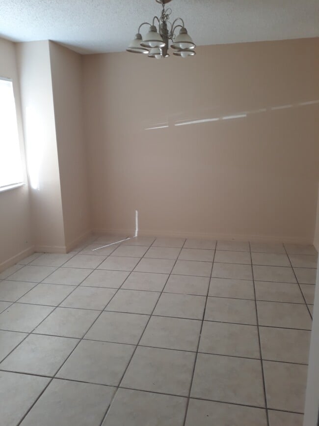 Building Photo - 5123 Picadilly Circus Ct