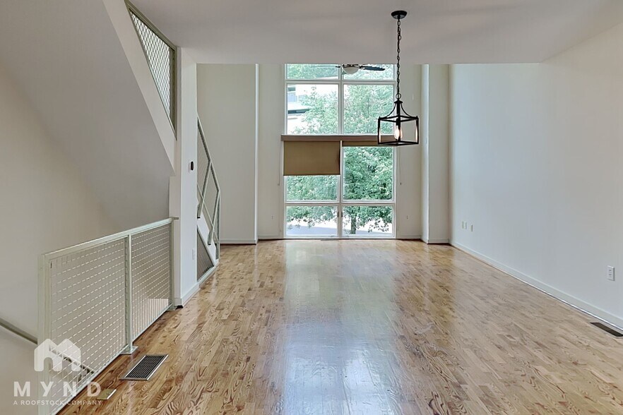 Building Photo - 1379 Stirling Cir NW