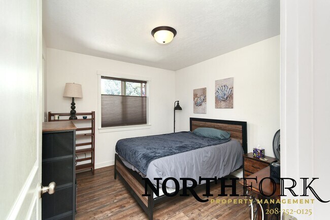 Building Photo - Superb Star Home With Move-in Credit opportunity - HOME IS NOT FURNISHED
