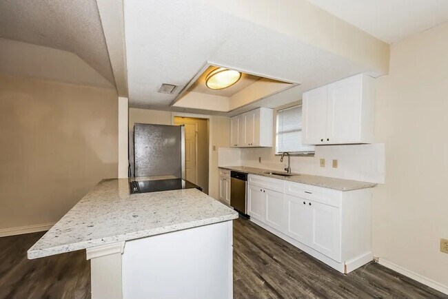Building Photo - 6212 Berlinetta Dr