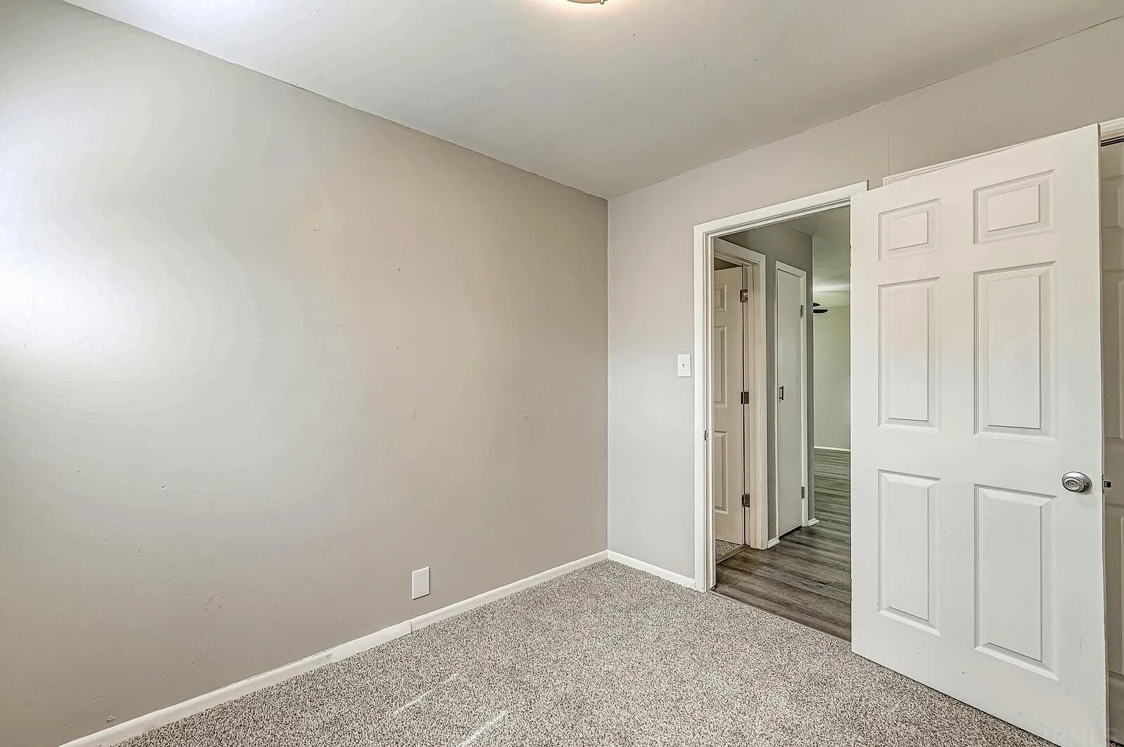 Building Photo - 1302 Brummit Ln