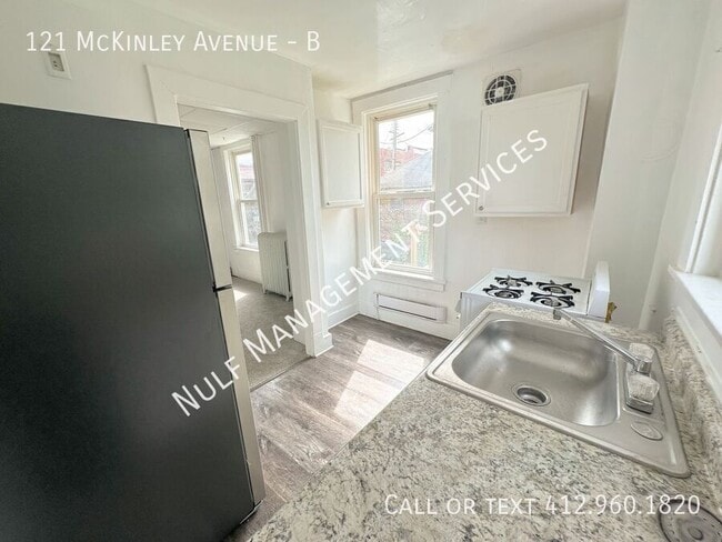 Building Photo - 121 McKinley Ave