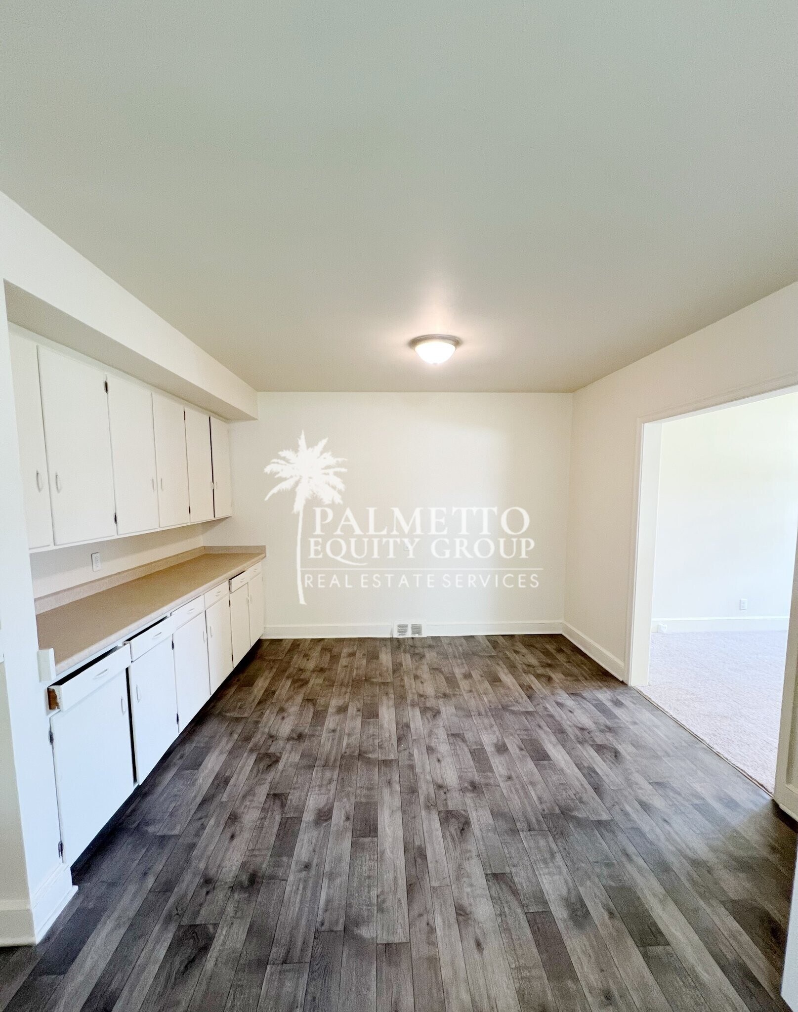 Building Photo - 405 Richardson Ave