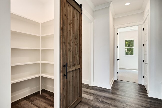 Building Photo - 5030 Jon Oak Dr