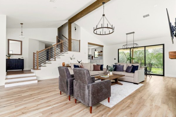 Building Photo - 625 Gruene River Dr
