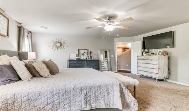 Building Photo - 14833 Gravity Falls Ln