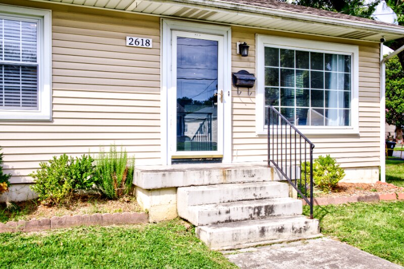 Building Photo - 2618 Merhoff St
