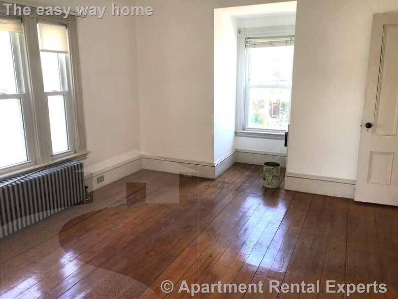 Building Photo - 80 Curtis St