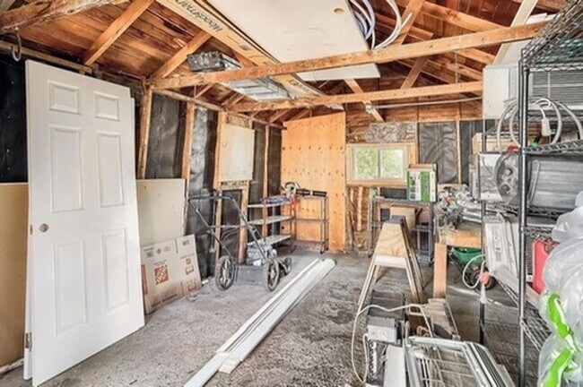 Building Photo - 3074 S Elati St