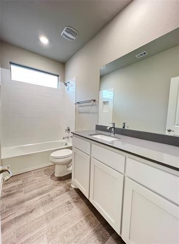 Building Photo - 15748 Putney Wy