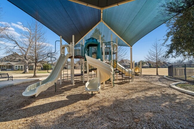 Building Photo - 30207 Gold Finch Pl