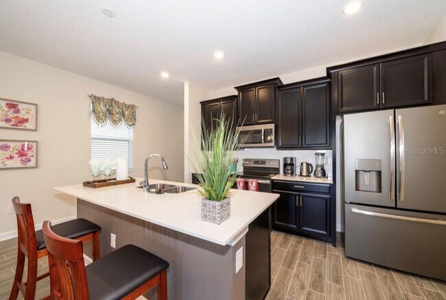 Building Photo - 8817 Beth Page Ln