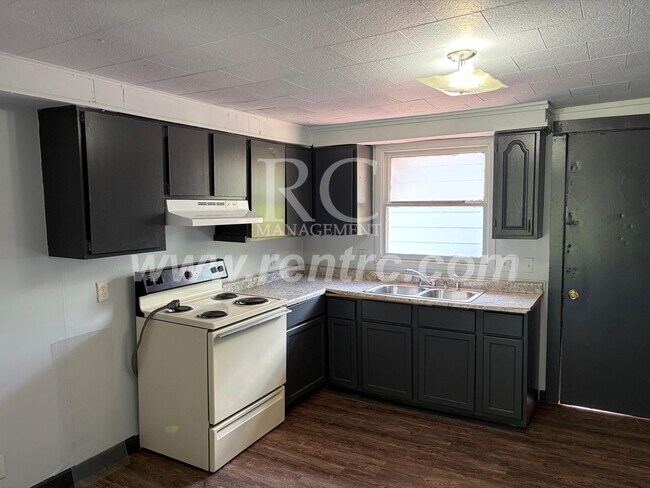 Building Photo - 1420-C Cleveland-