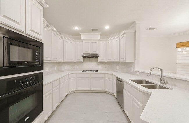 Building Photo - 1517 Asbury St