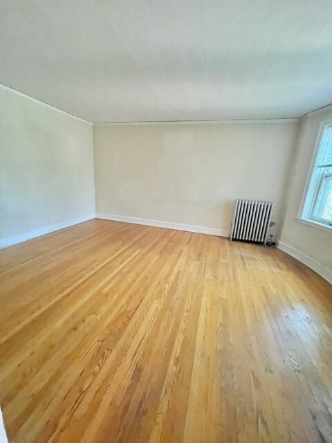 Building Photo - 4860 N Hermitage Ave