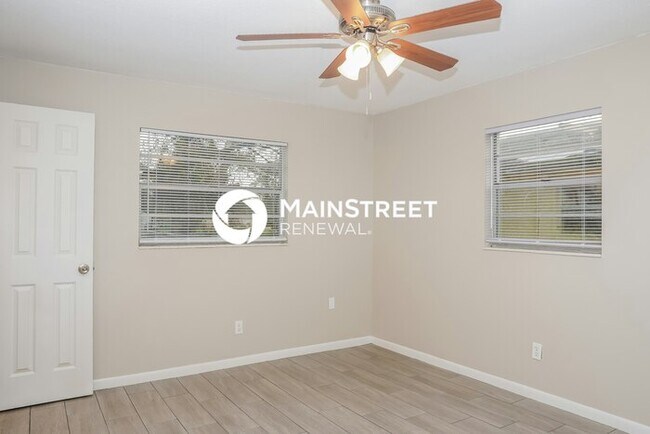 Building Photo - 3 Bedroom Pet-Friendly Home in Melbourne, FL with Main Street Renewal