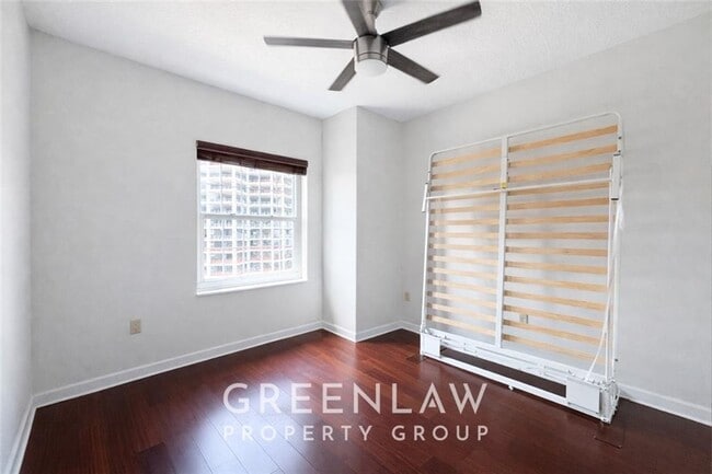 Building Photo - 195 14th St NE