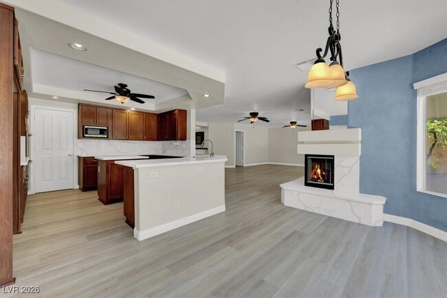 Building Photo - 8932 Bracken Cliff Ct