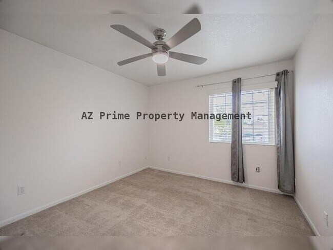 Building Photo - 1343 E Beacon Dr