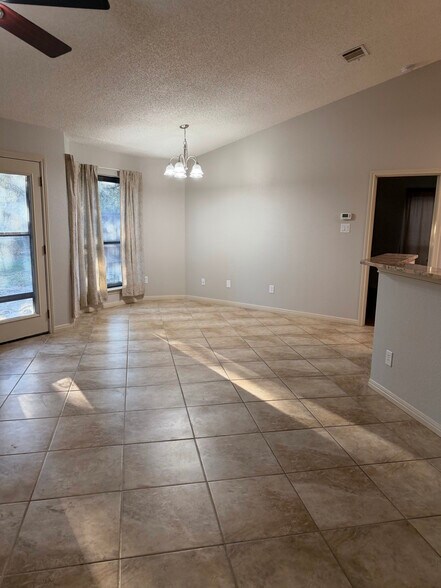 Living area - 3209 Pepper Grass Trail