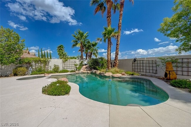 Building Photo - 4344 Tall Tree St