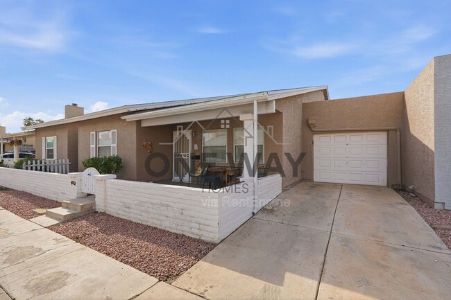 Building Photo - 2929 E Broadway Rd