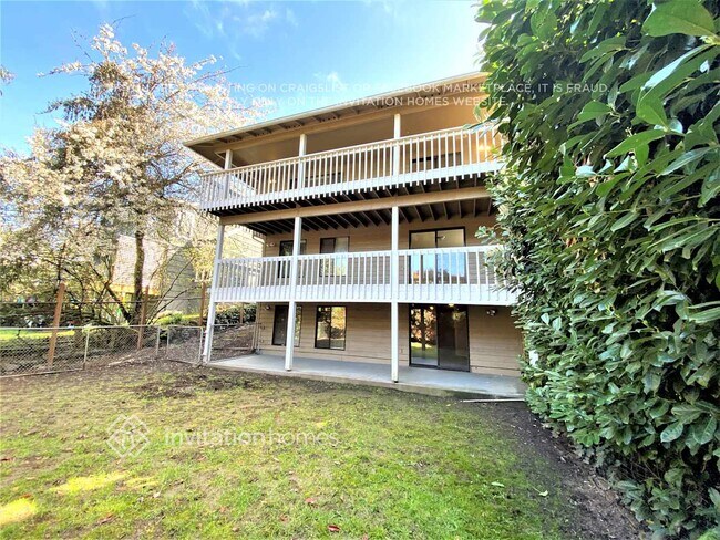 Building Photo - 926 S Magnolia Ln