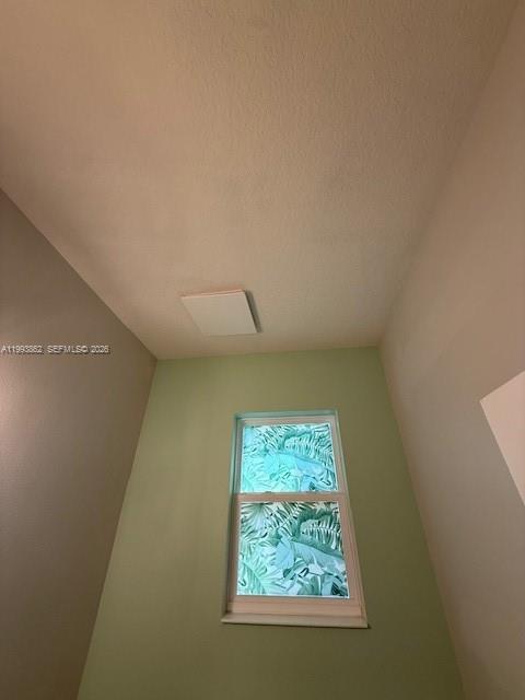 Building Photo - 9261 Gran Teatro Dr