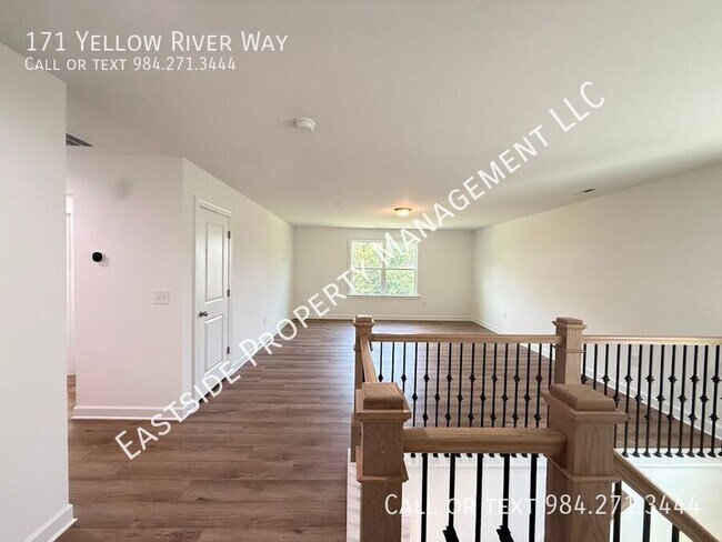 Building Photo - 171 Yellow River Wy