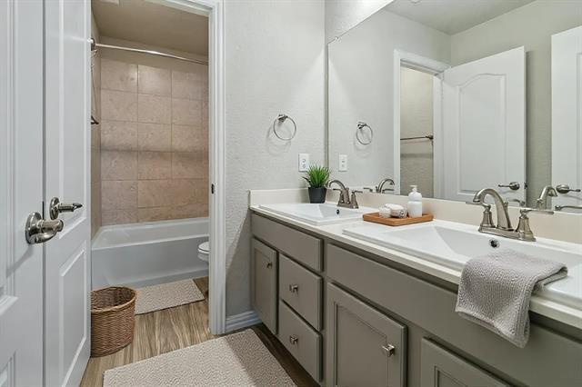 Building Photo - 1856 Indigo Ln