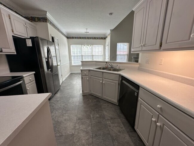 Building Photo - 701 Spalding Ct